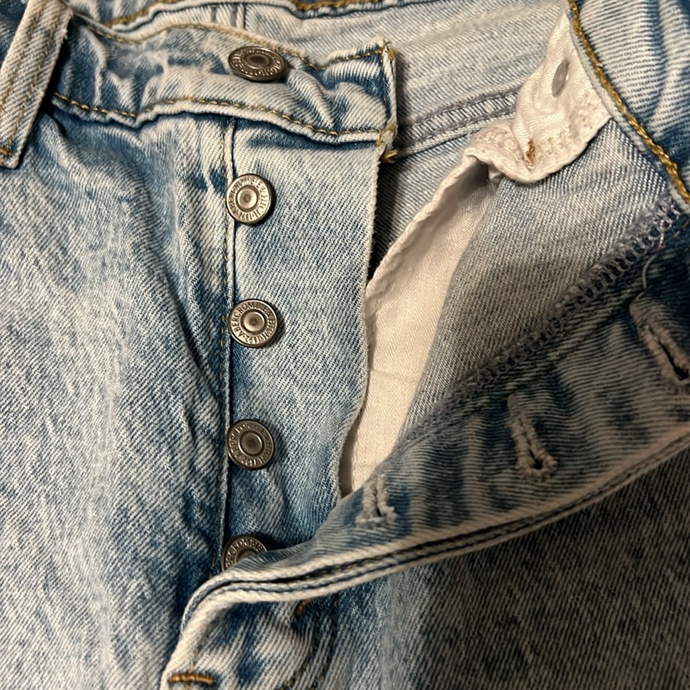 Abercrombie & Fitch The Dad High Rise Ripped Jeans 27/4 button fly - Picture 4 of 5